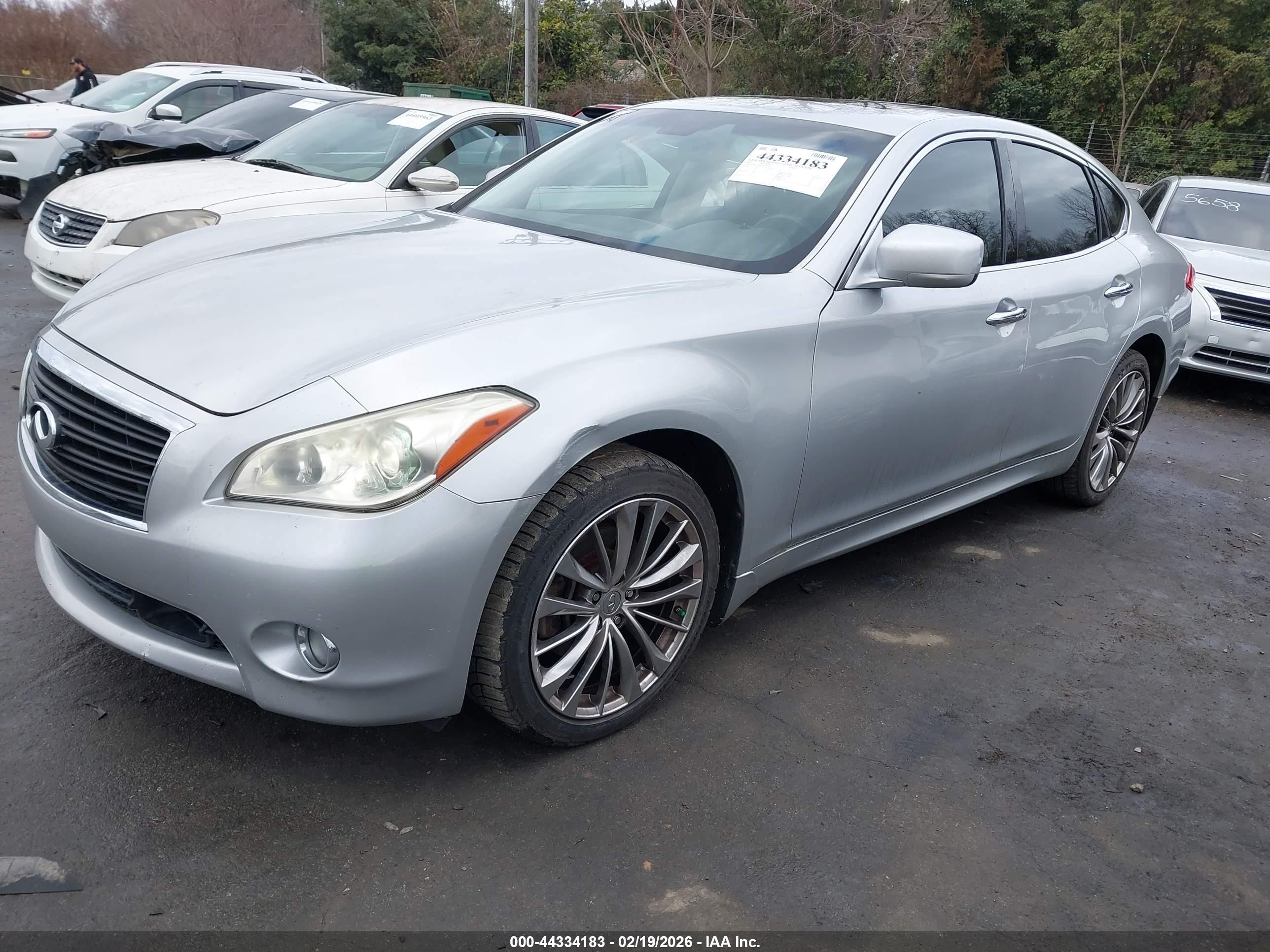 2012 Infiniti M56x   Silver vin: JN1AY1AR2CM580349