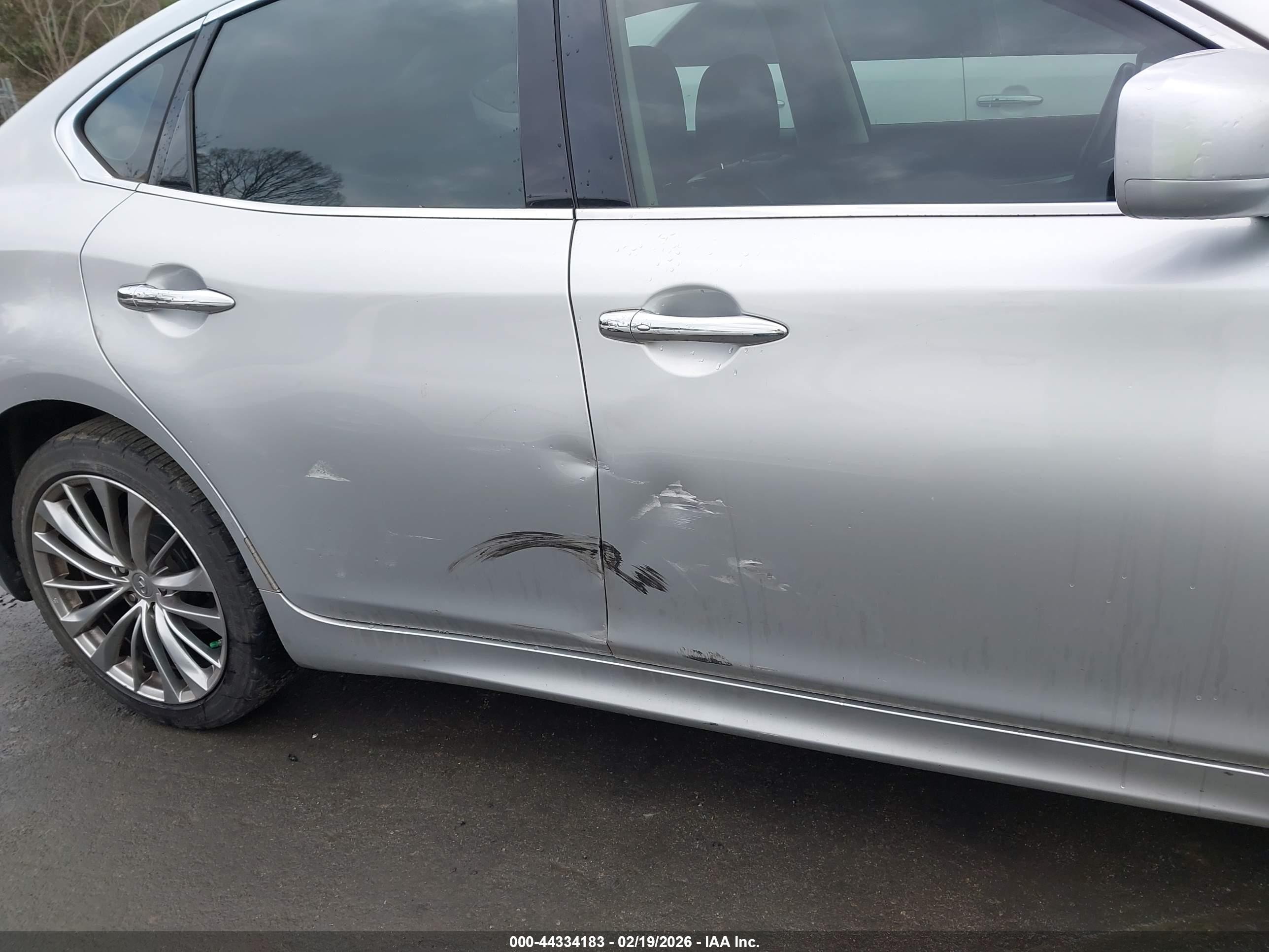 2012 Infiniti M56x   Silver vin: JN1AY1AR2CM580349