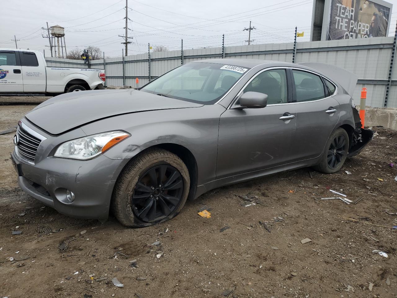 2012 Infiniti M56 X Silver vin: JN1AY1AR4CM580353