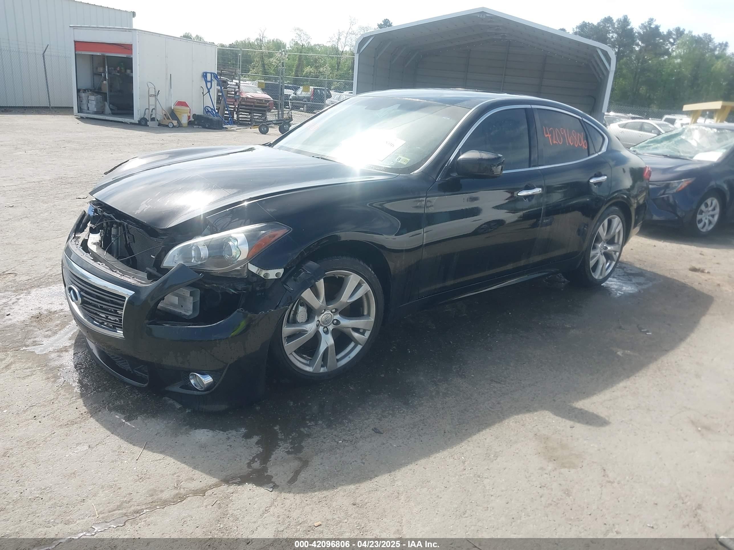 2013 Infiniti M56x   Black vin: JN1AY1AR6DM590187