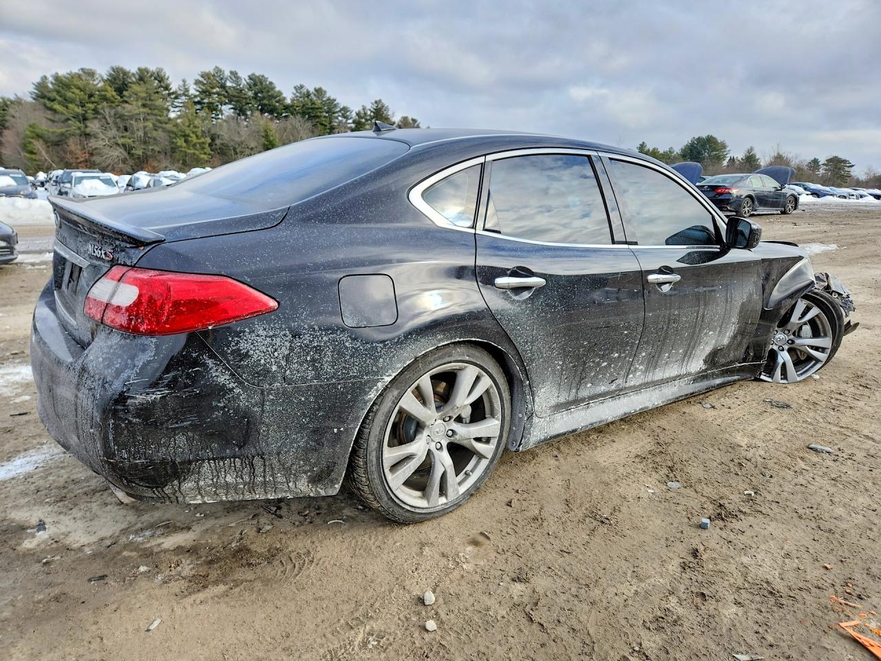 2013 Infiniti M56 X Black vin: JN1AY1AR8DM590045