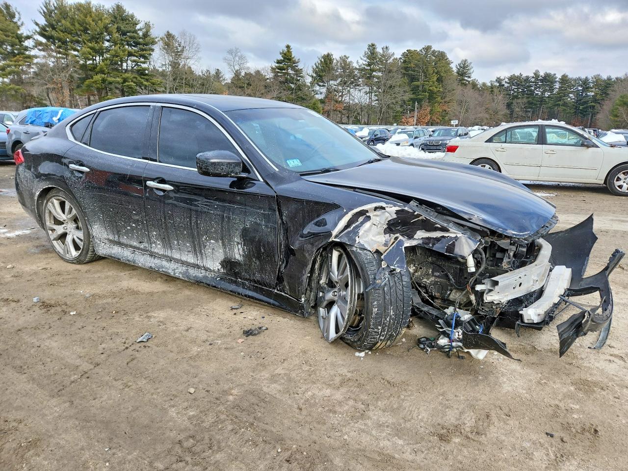 2013 Infiniti M56 X Black vin: JN1AY1AR8DM590045