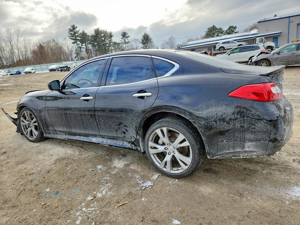 2013 Infiniti M56 X Black vin: JN1AY1AR8DM590045
