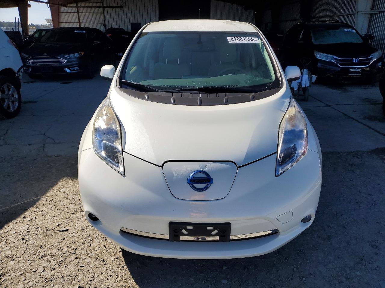 2011 Nissan Leaf Sv Белый vin: JN1AZ0CP0BT007313