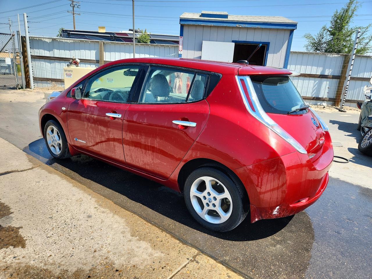 2011 Nissan Leaf Sv Red vin: JN1AZ0CP4BT002535