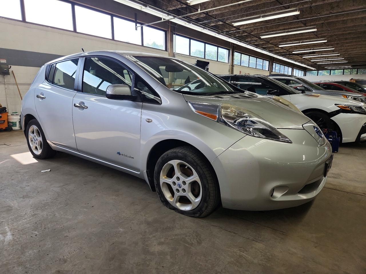 2012 Nissan Leaf Sv Silver vin: JN1AZ0CP4CT017005