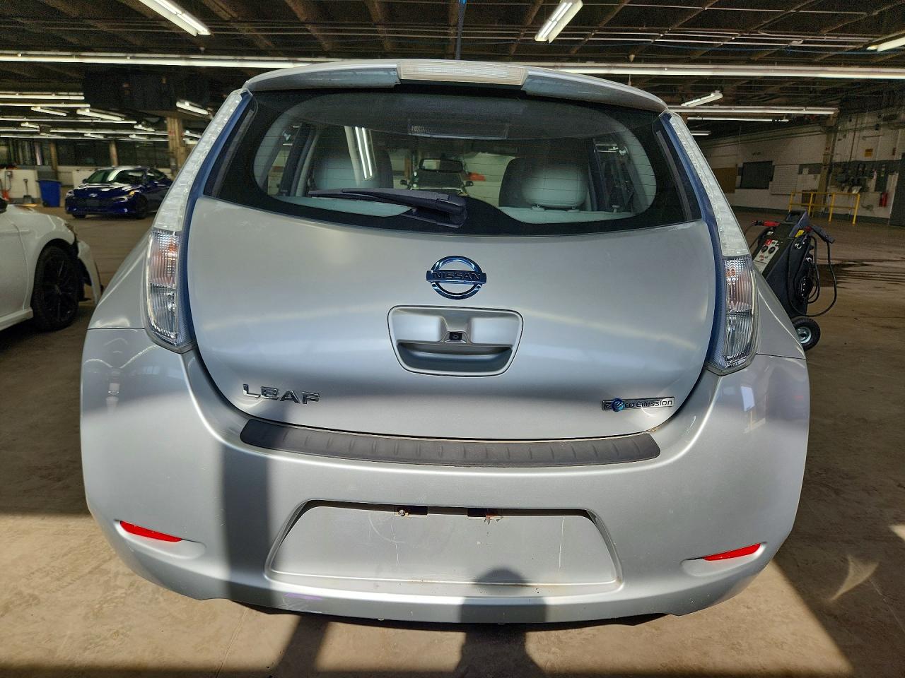 2012 Nissan Leaf Sv Silver vin: JN1AZ0CP4CT017005