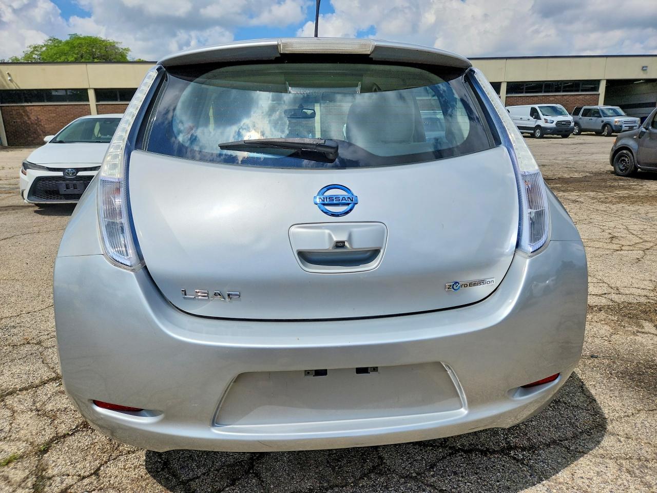 2012 Nissan Leaf Sv Silver vin: JN1AZ0CP6CT020729