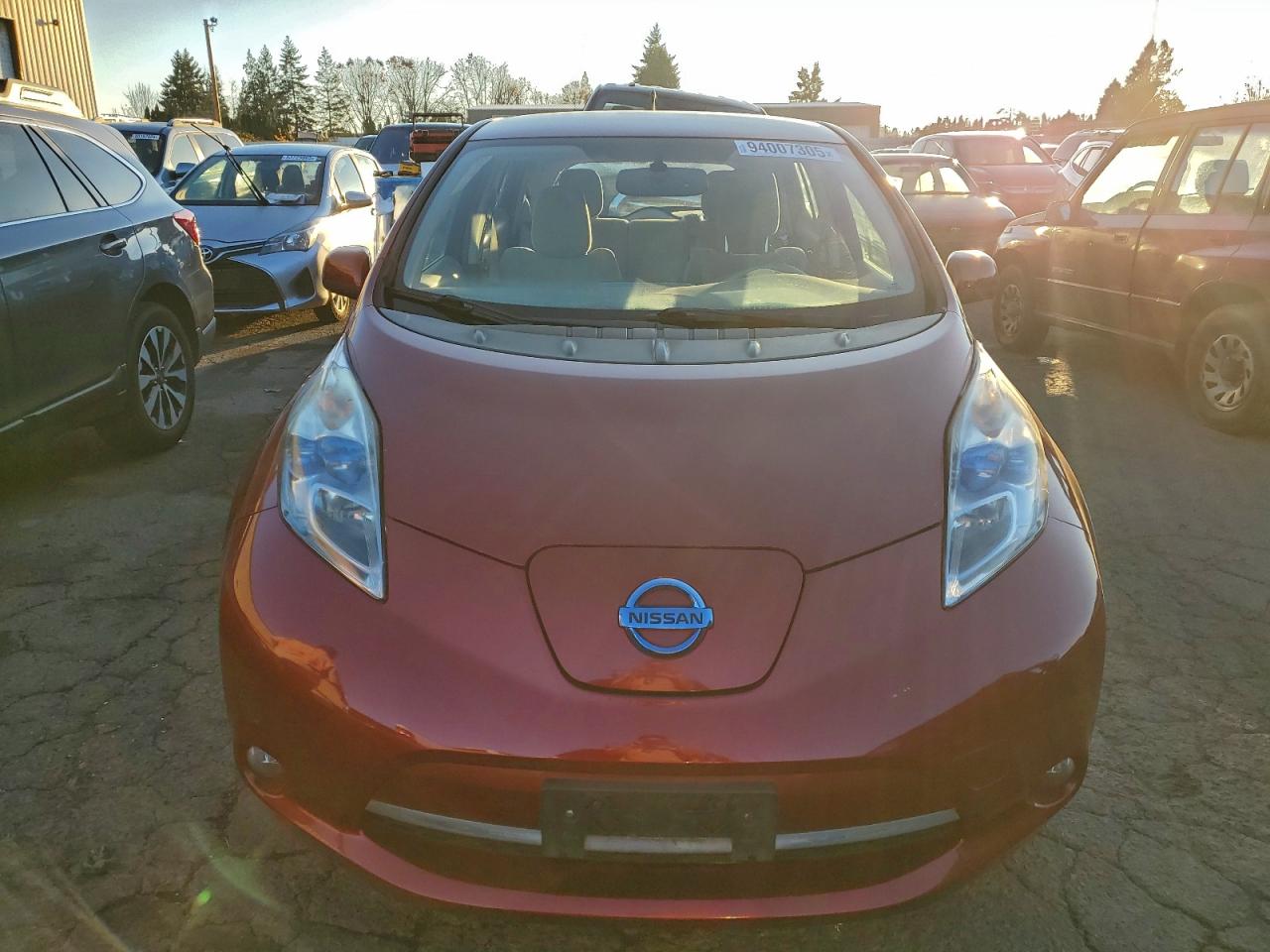 2011 Nissan Leaf Sv Красный vin: JN1AZ0CP8BT008709