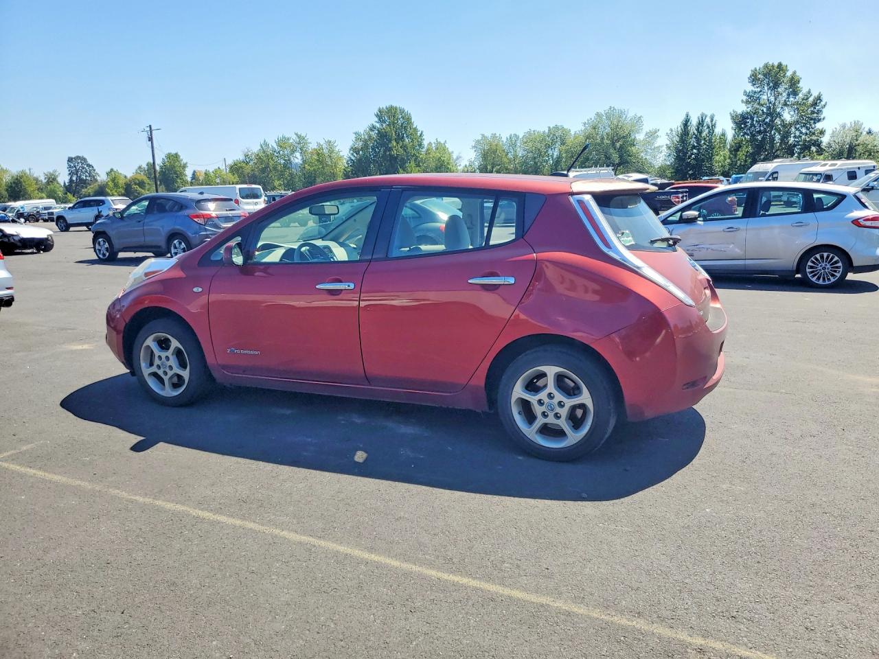 2011 Nissan Leaf Sv Red vin: JN1AZ0CPXBT002328