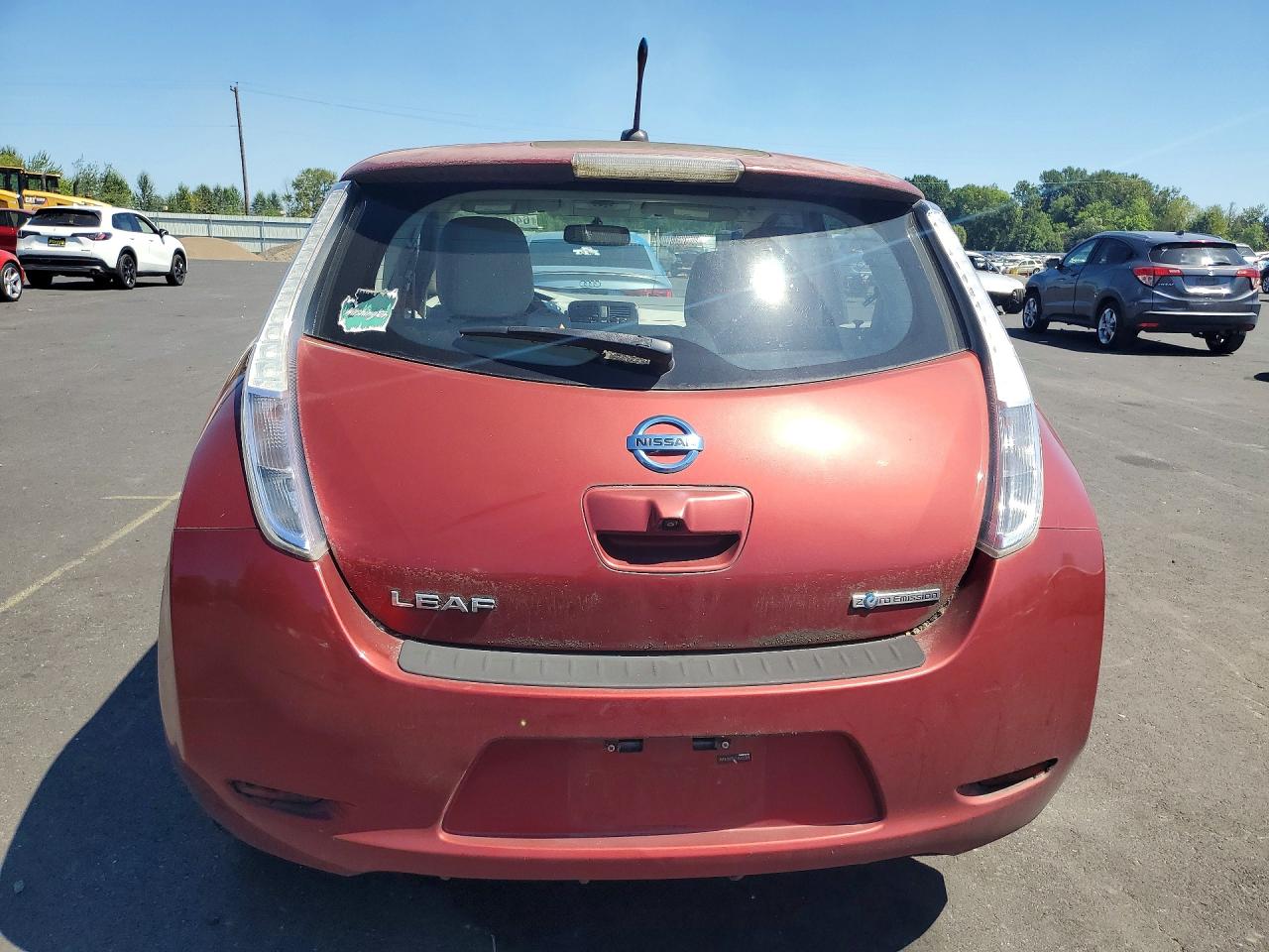 2011 Nissan Leaf Sv Red vin: JN1AZ0CPXBT002328