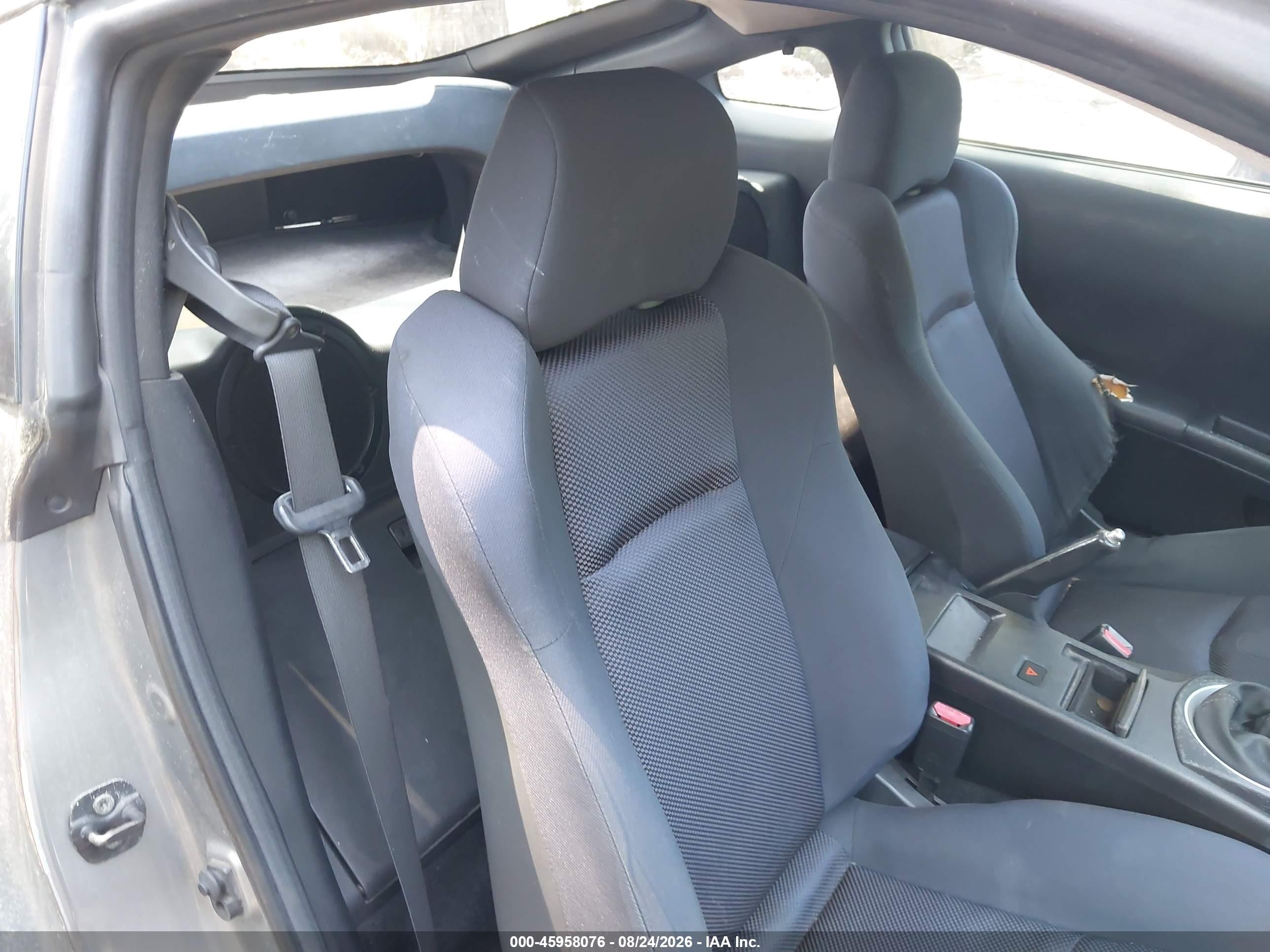 2004 Nissan 350z   Gray vin: JN1AZ34D34M102869