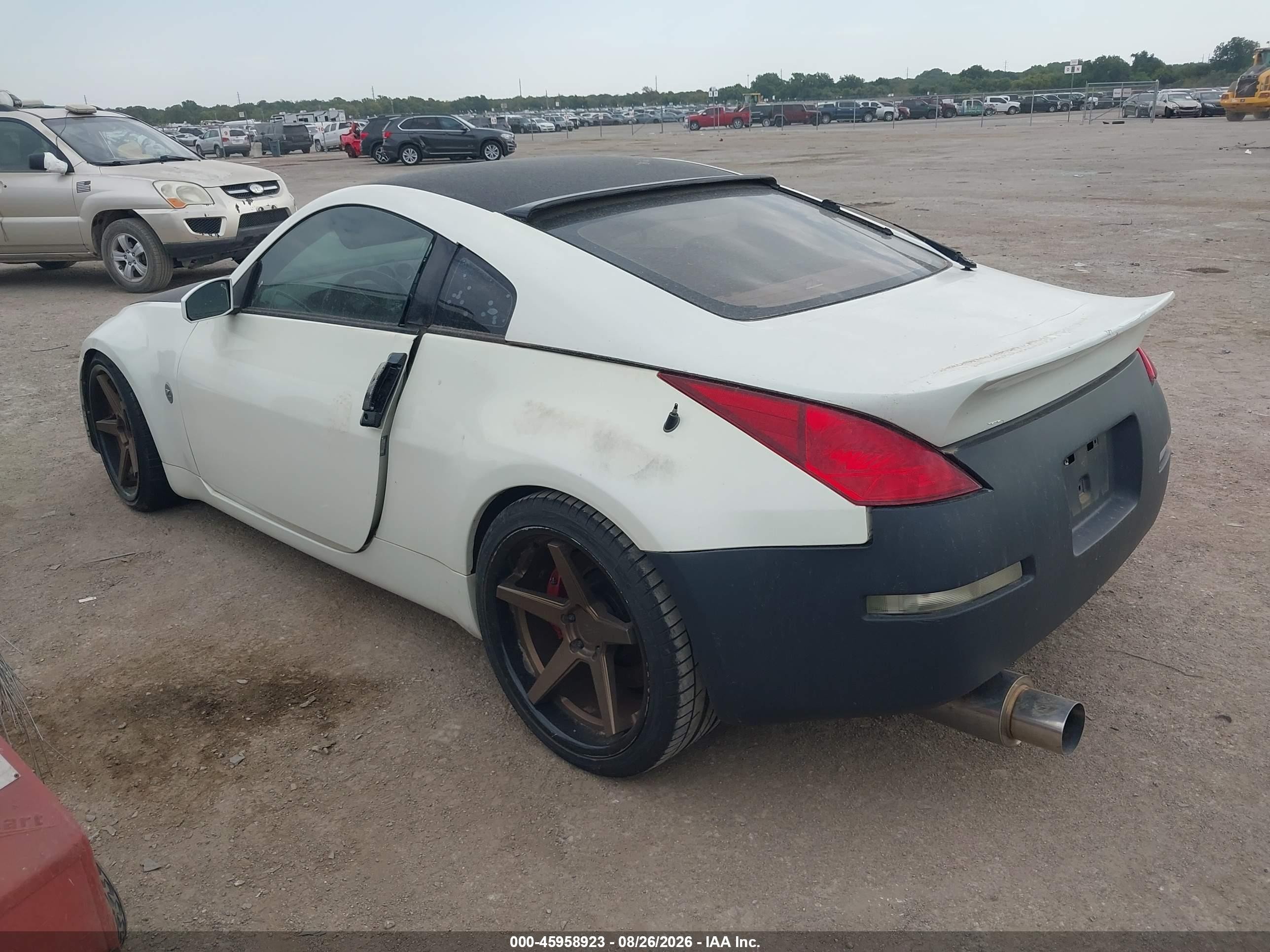 2005 Nissan 350z Touring Белый vin: JN1AZ34D45M603321
