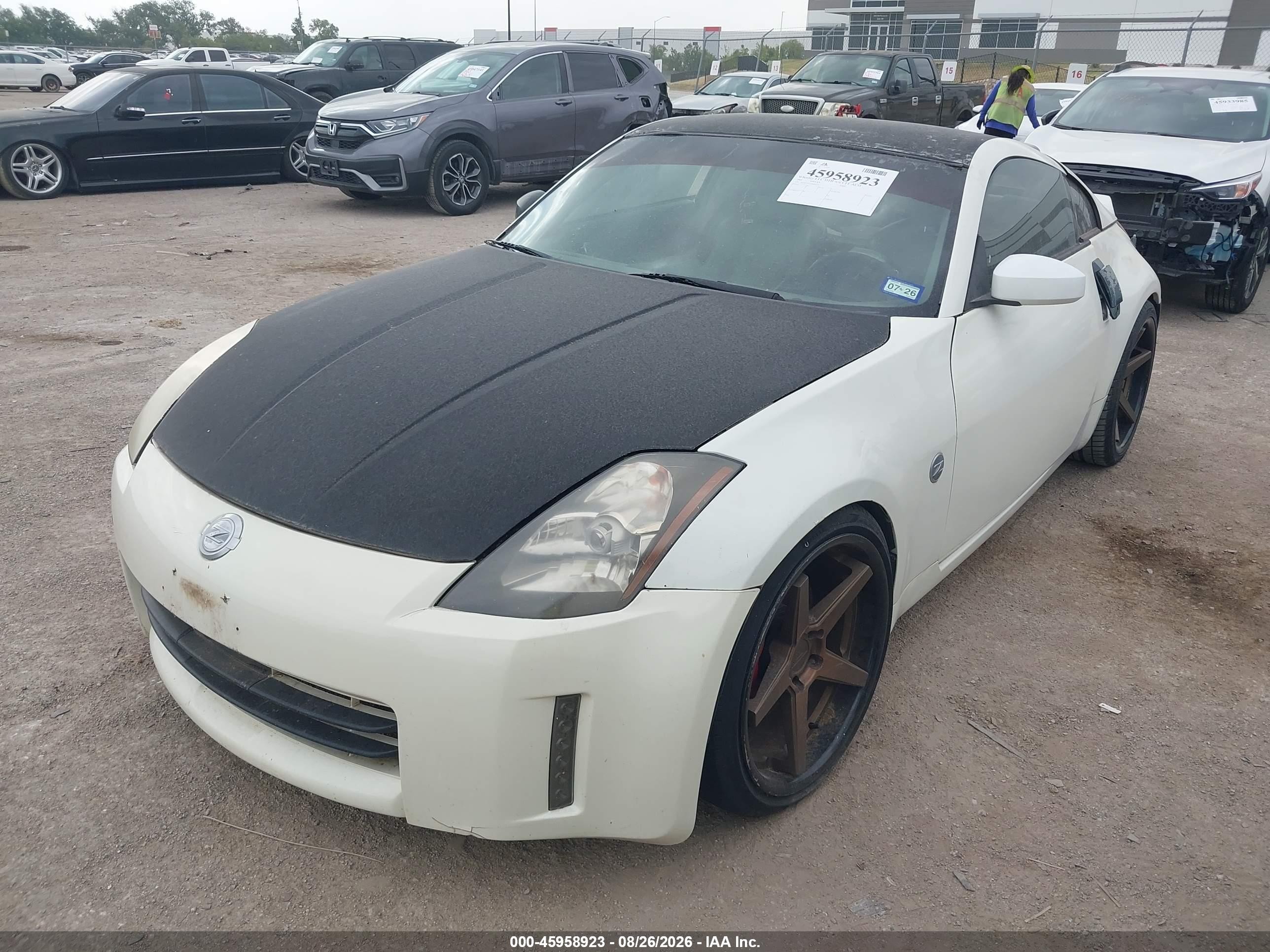 2005 Nissan 350z Touring Белый vin: JN1AZ34D45M603321