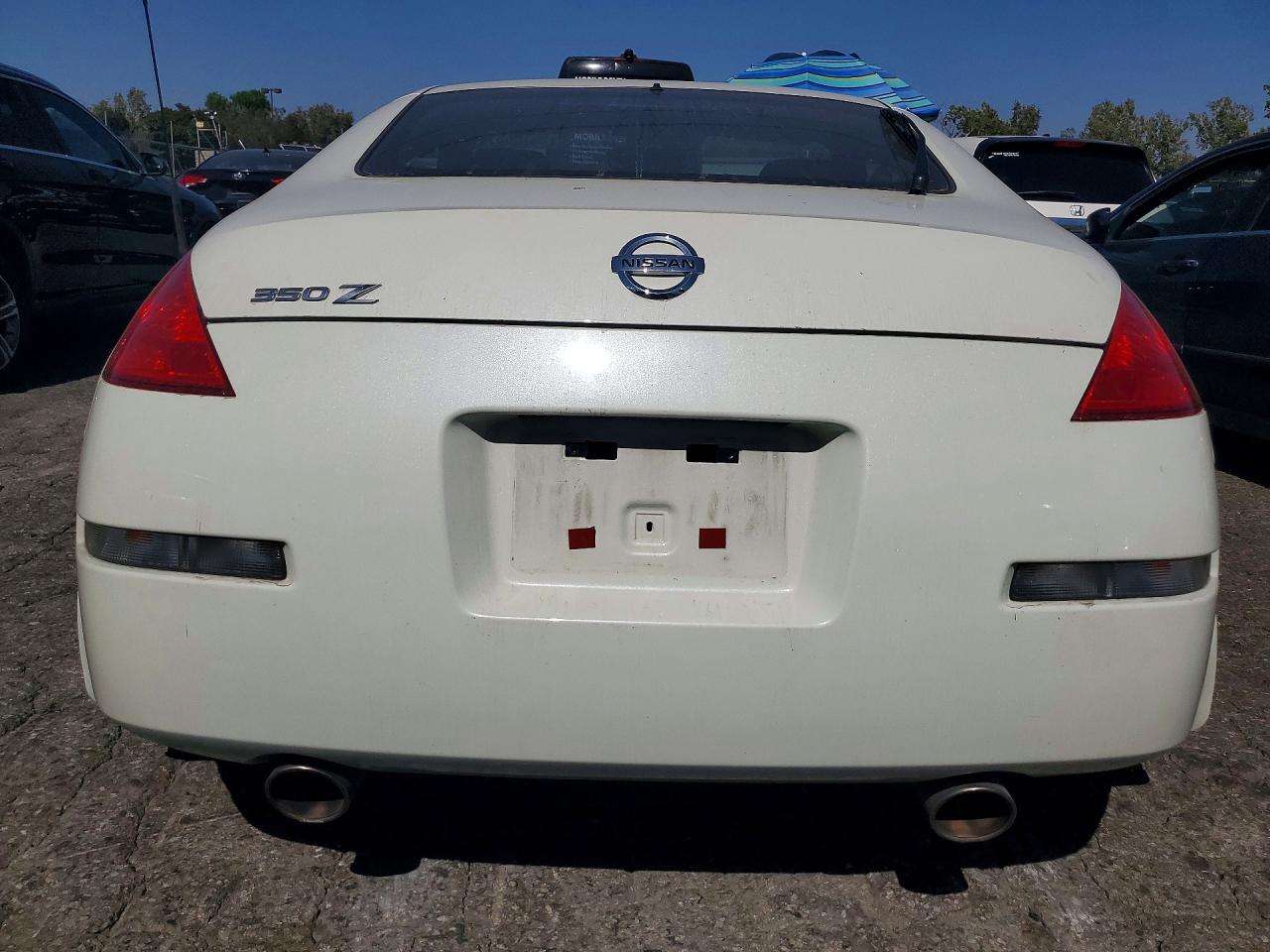 2003 Nissan 350z Coupe White vin: JN1AZ34D63T105897