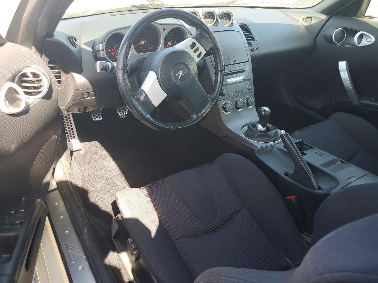 2003 Nissan 350z Coupe White vin: JN1AZ34D63T105897