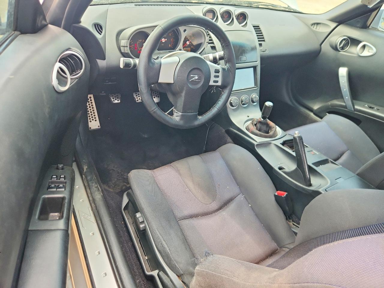 2003 Nissan 350z Coupe Silver vin: JN1AZ34D63T110825