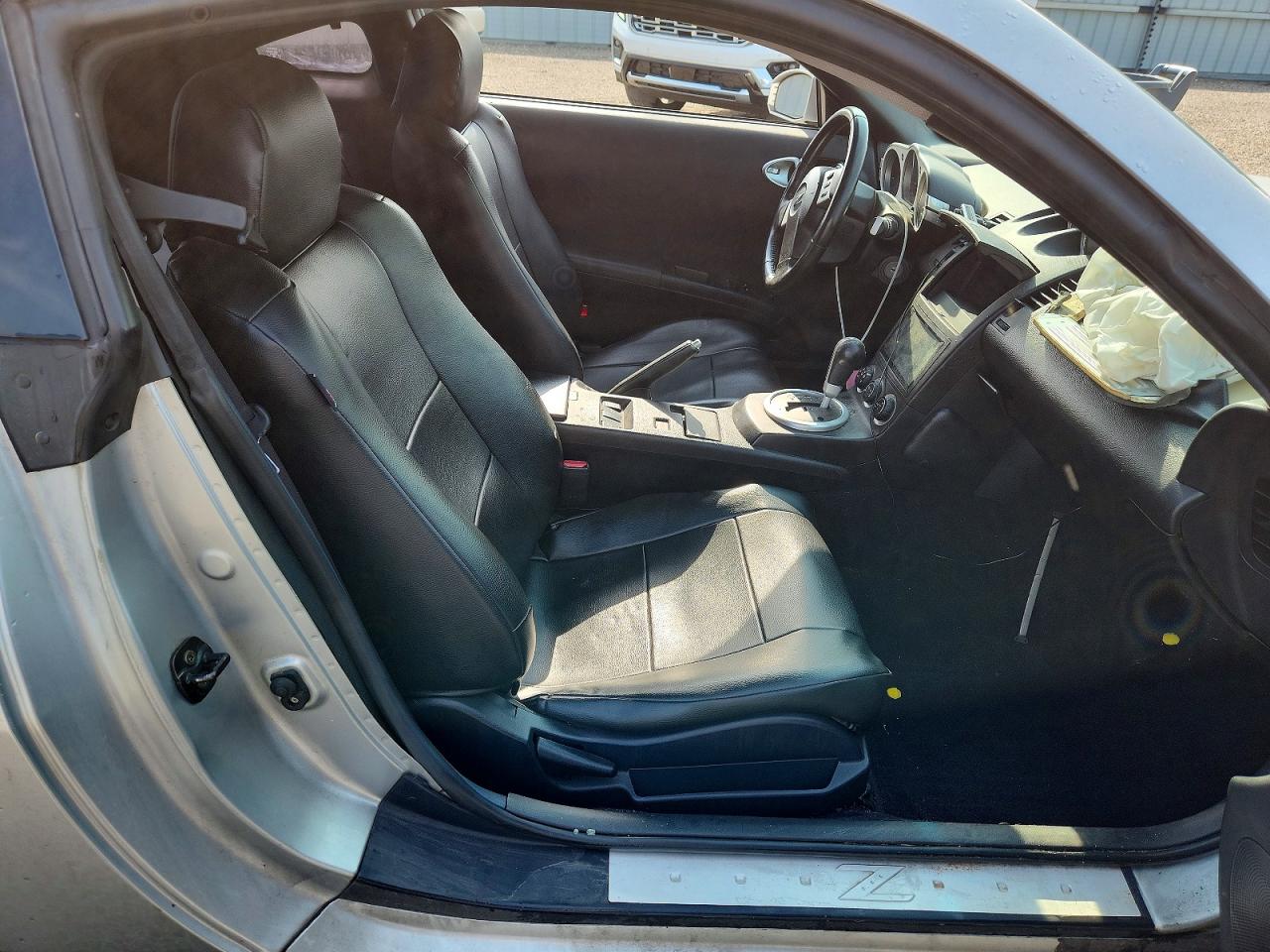 2005 Nissan 350z Base Серебряный vin: JN1AZ34D65M601246