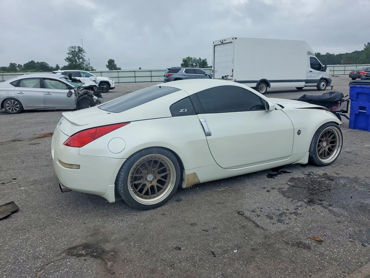 2005 Nissan 350z Base Белый vin: JN1AZ34D95M606036