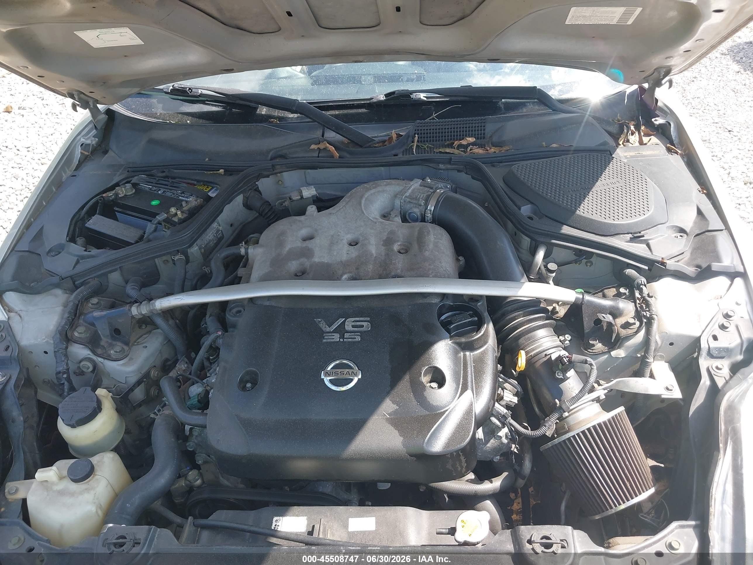 2004 Nissan 350z   Silver vin: JN1AZ34DX4T161360