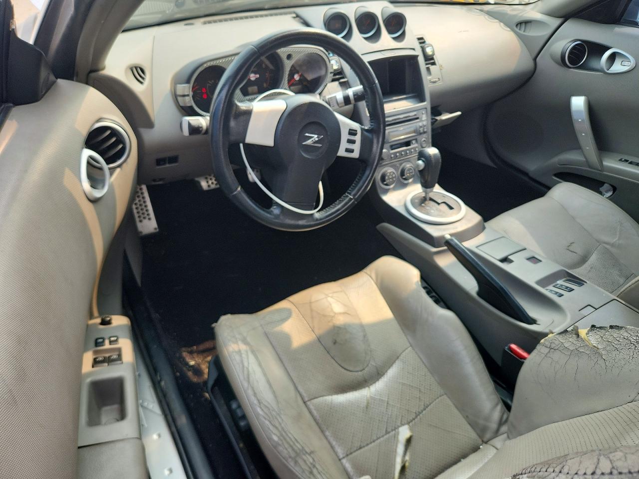 2003 Nissan 350z Coupe Two Tone vin: JN1AZ34E73T005302
