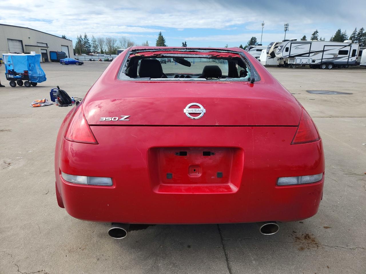 2005 Nissan 350z Base Red vin: JN1AZ34E95M654869