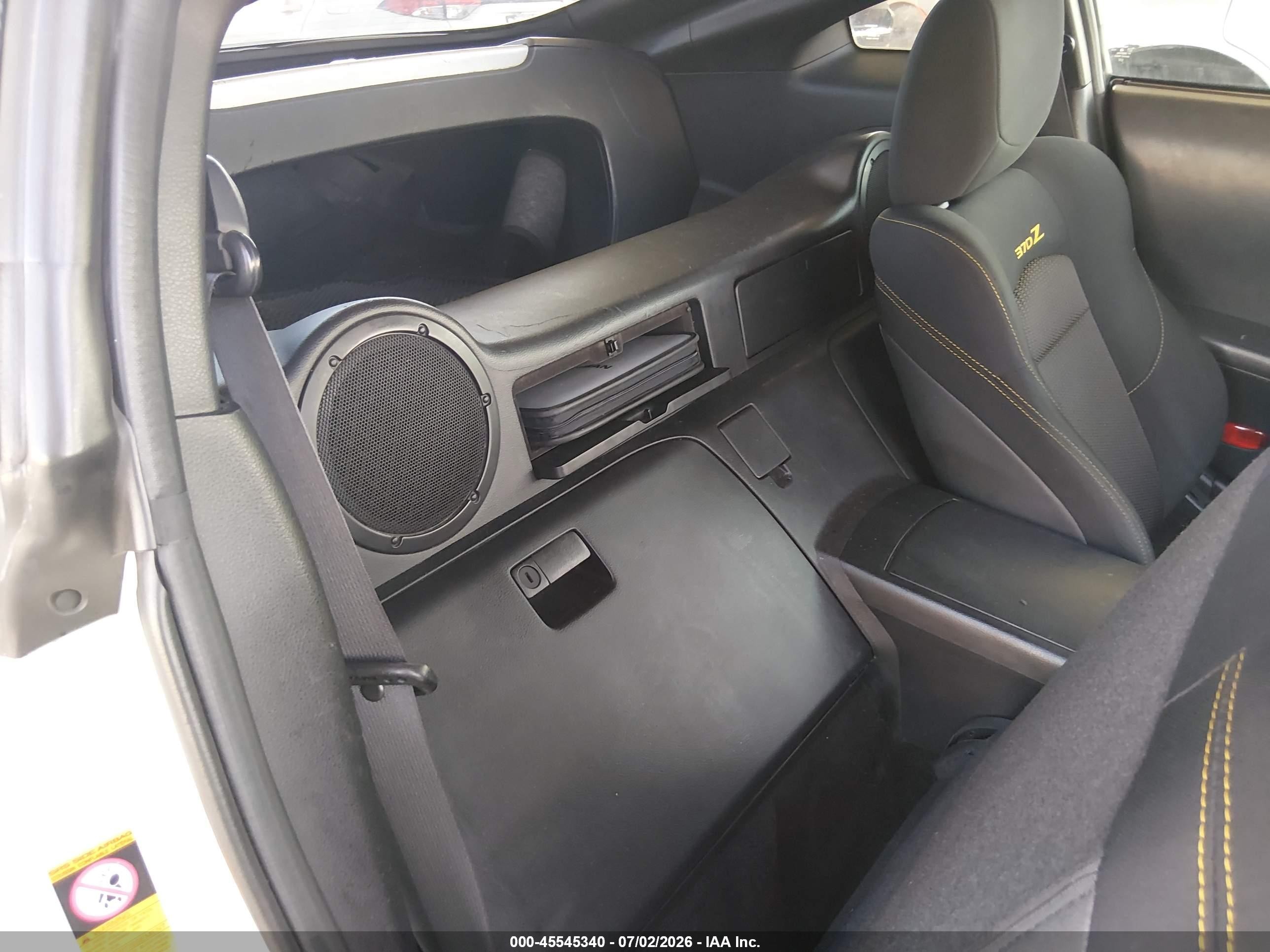 2003 Nissan 350z   White vin: JN1AZ34EX3T010722