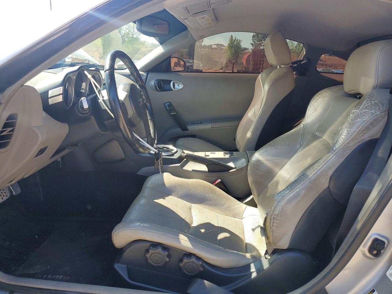 2004 Nissan 350z Coupe Silver vin: JN1AZ34EX4T063082