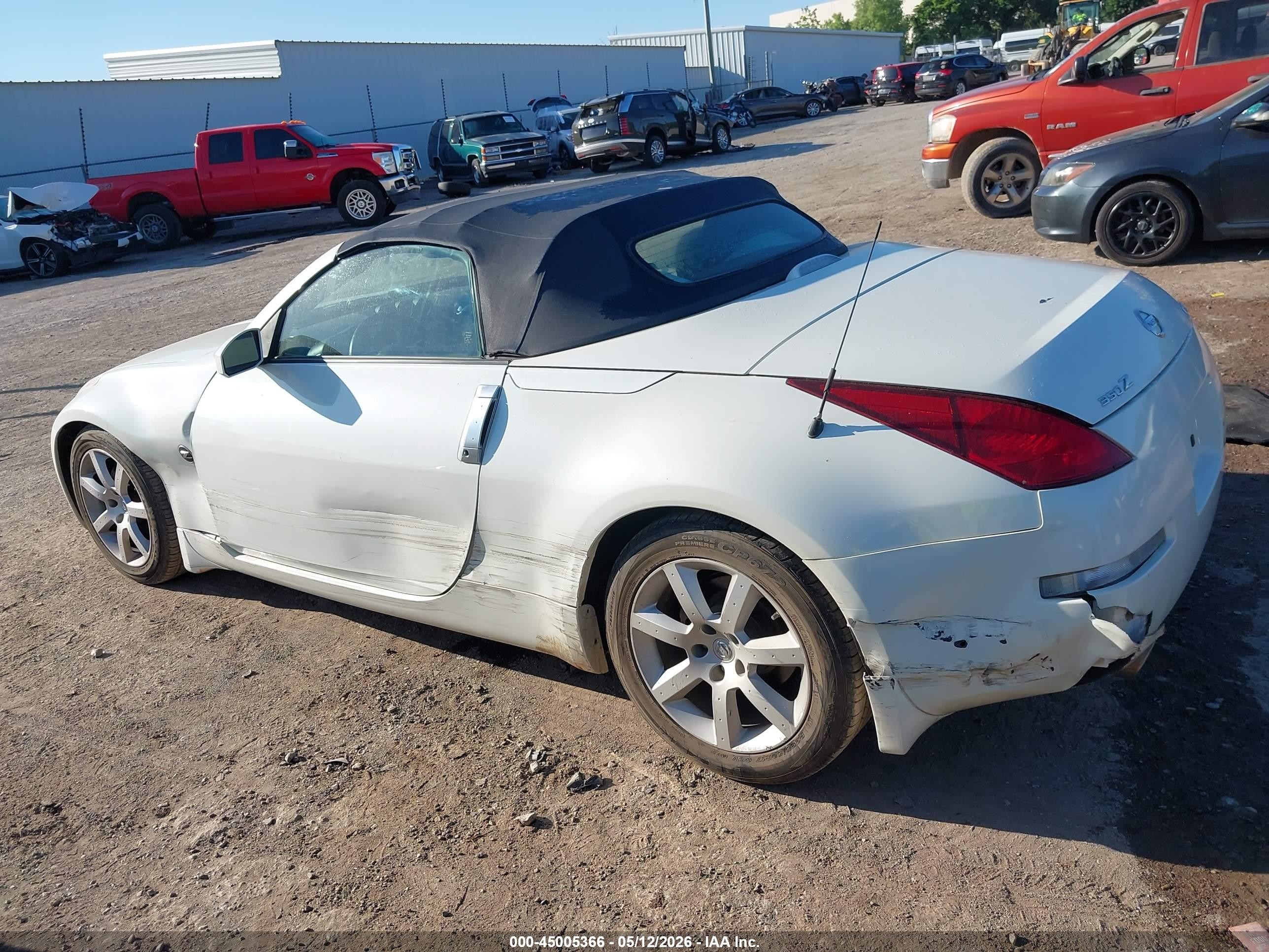 2005 Nissan 350z Touring White vin: JN1AZ36A25M754726