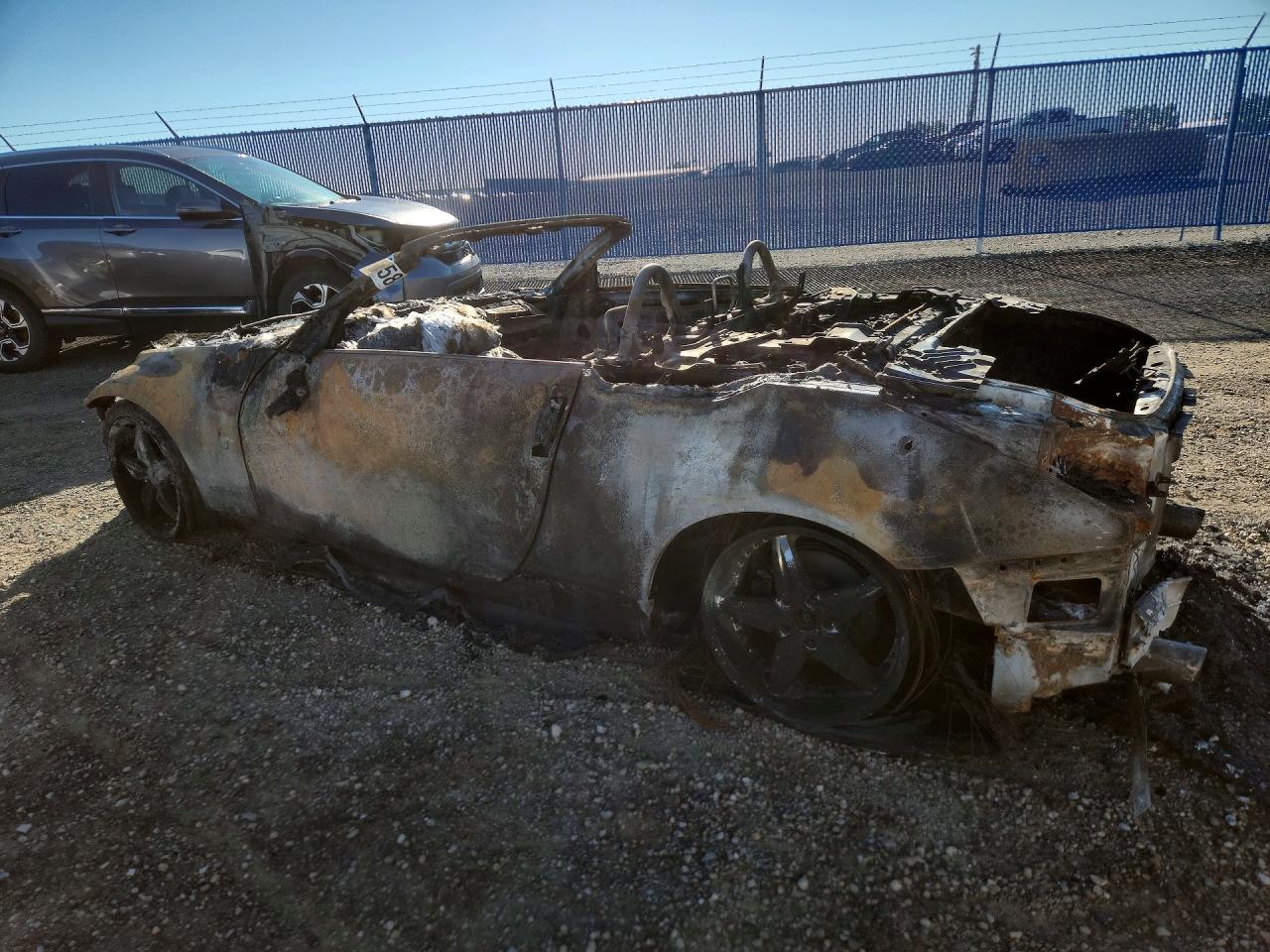 2004 Nissan 350z Roadster Burn vin: JN1AZ36AX4T010327