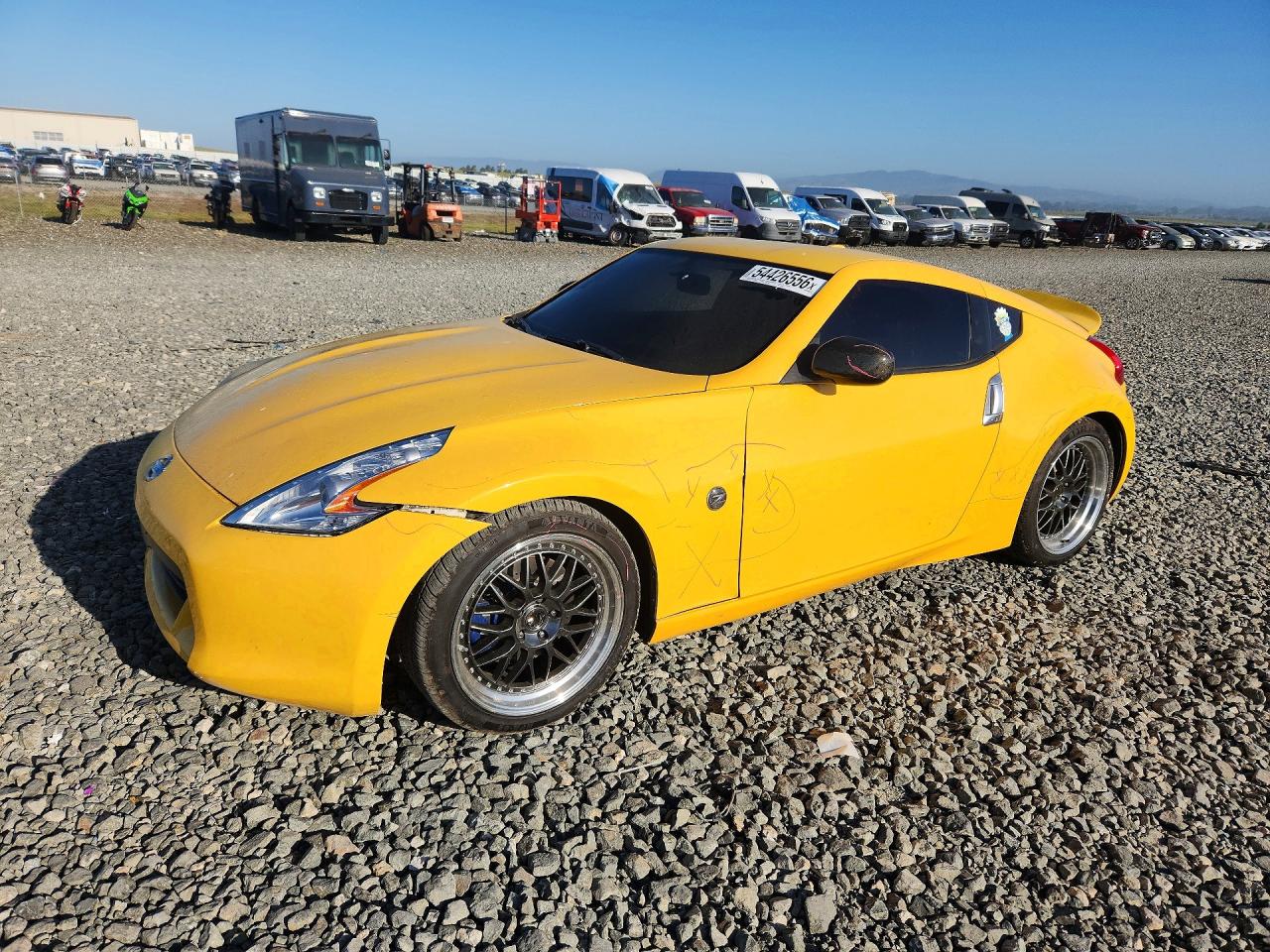 2009 Nissan 370z Base Yellow vin: JN1AZ44E19M402335
