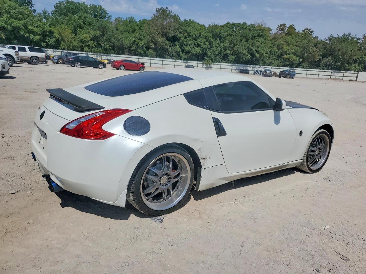 2009 Nissan 370z Base White vin: JN1AZ44E89M409654