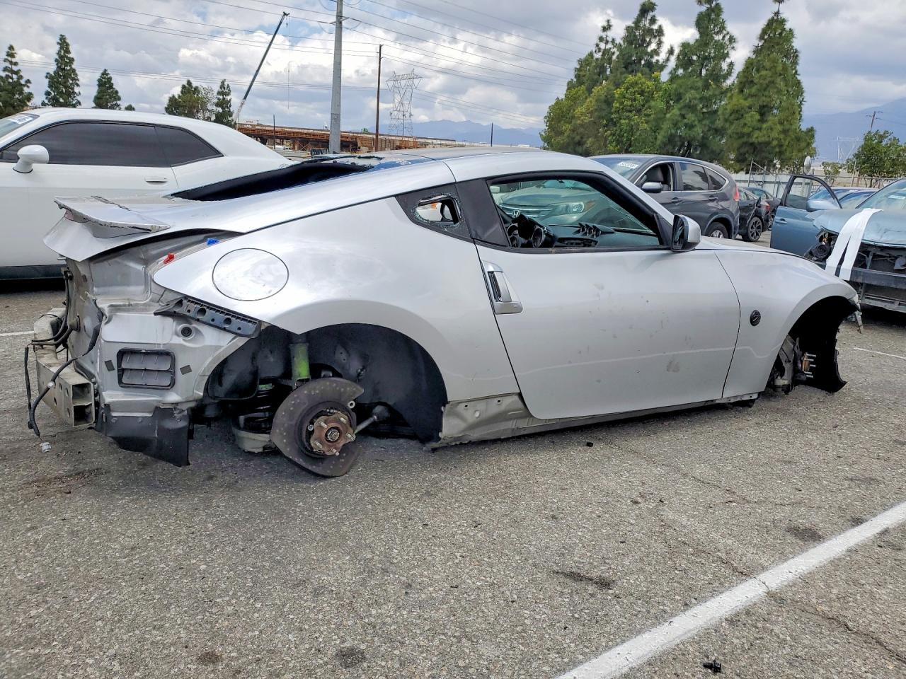 2009 Nissan 370z Base Silver vin: JN1AZ44E99M411672