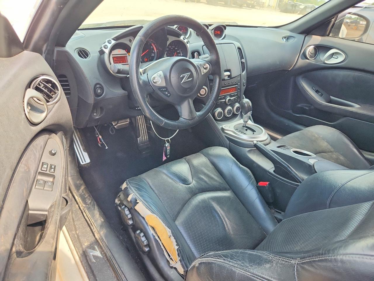 2009 Nissan 370z Base White vin: JN1AZ44EX9M405671
