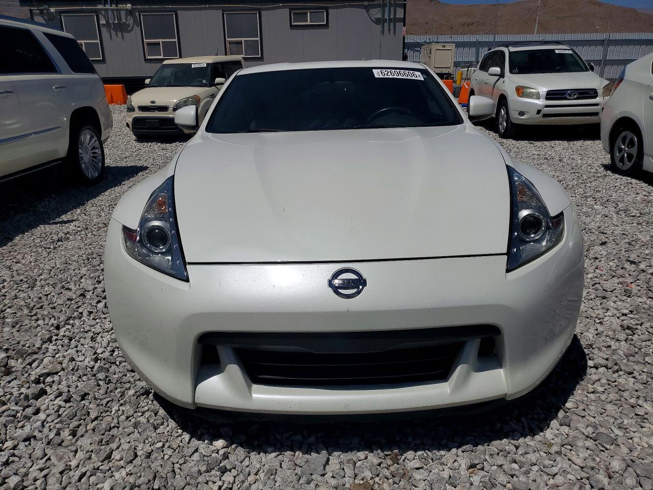 2009 Nissan 370z Base White vin: JN1AZ44EX9M411664