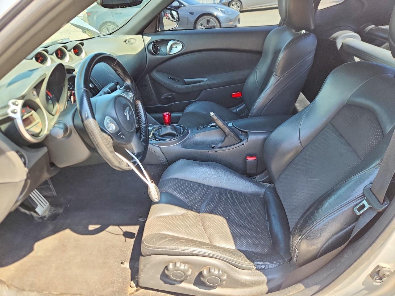 2010 Nissan 370z Base Silver vin: JN1AZ4EH0AM506487