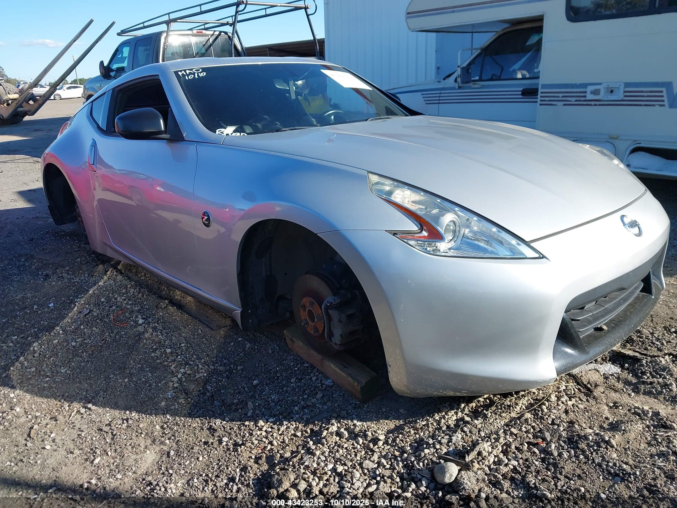 2011 Nissan 370z Touring Silver vin: JN1AZ4EH0BM555433