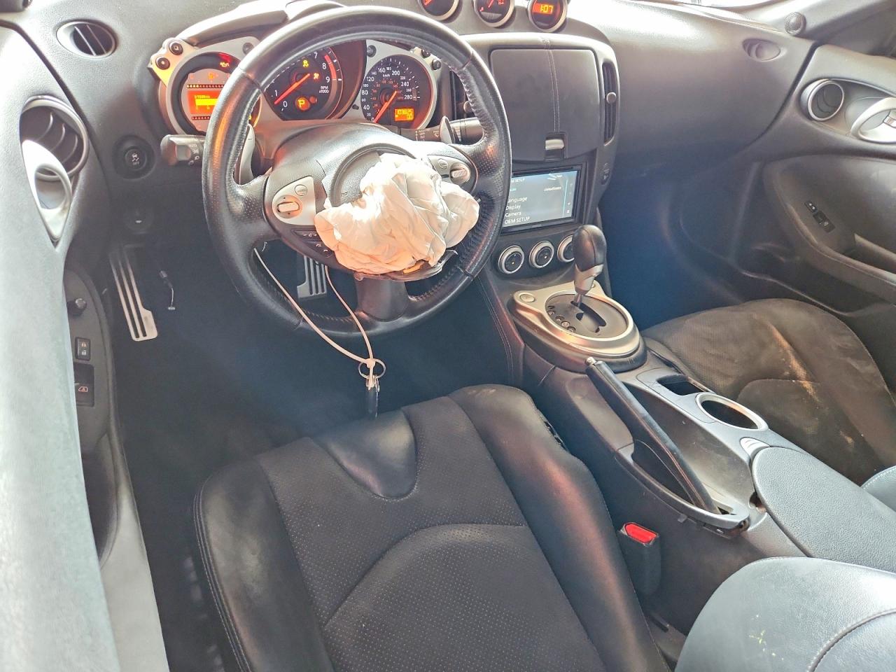 2012 Nissan 370z Base Two Tone vin: JN1AZ4EH0CM560679