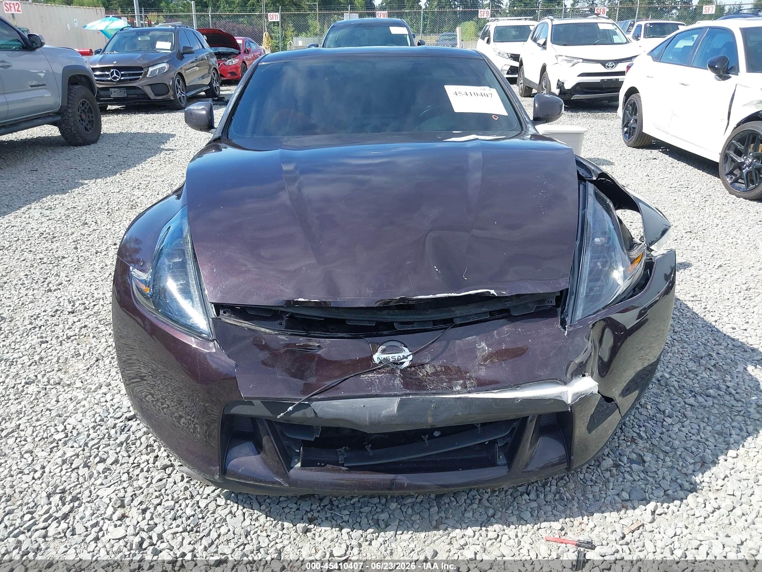 2012 Nissan 370z   Burgundy vin: JN1AZ4EH2CM563065