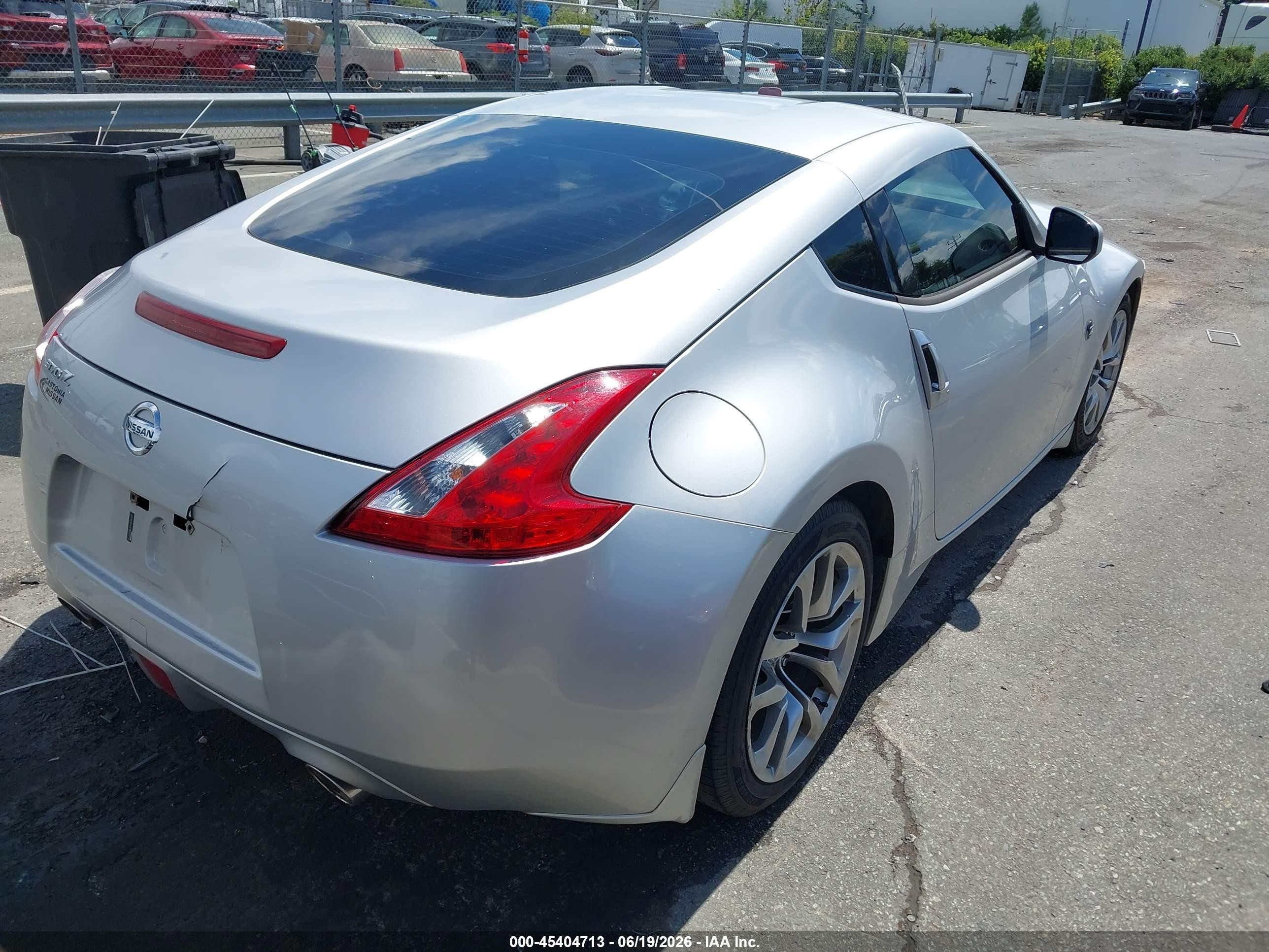 2014 Nissan 370z   Silver vin: JN1AZ4EH2EM633778