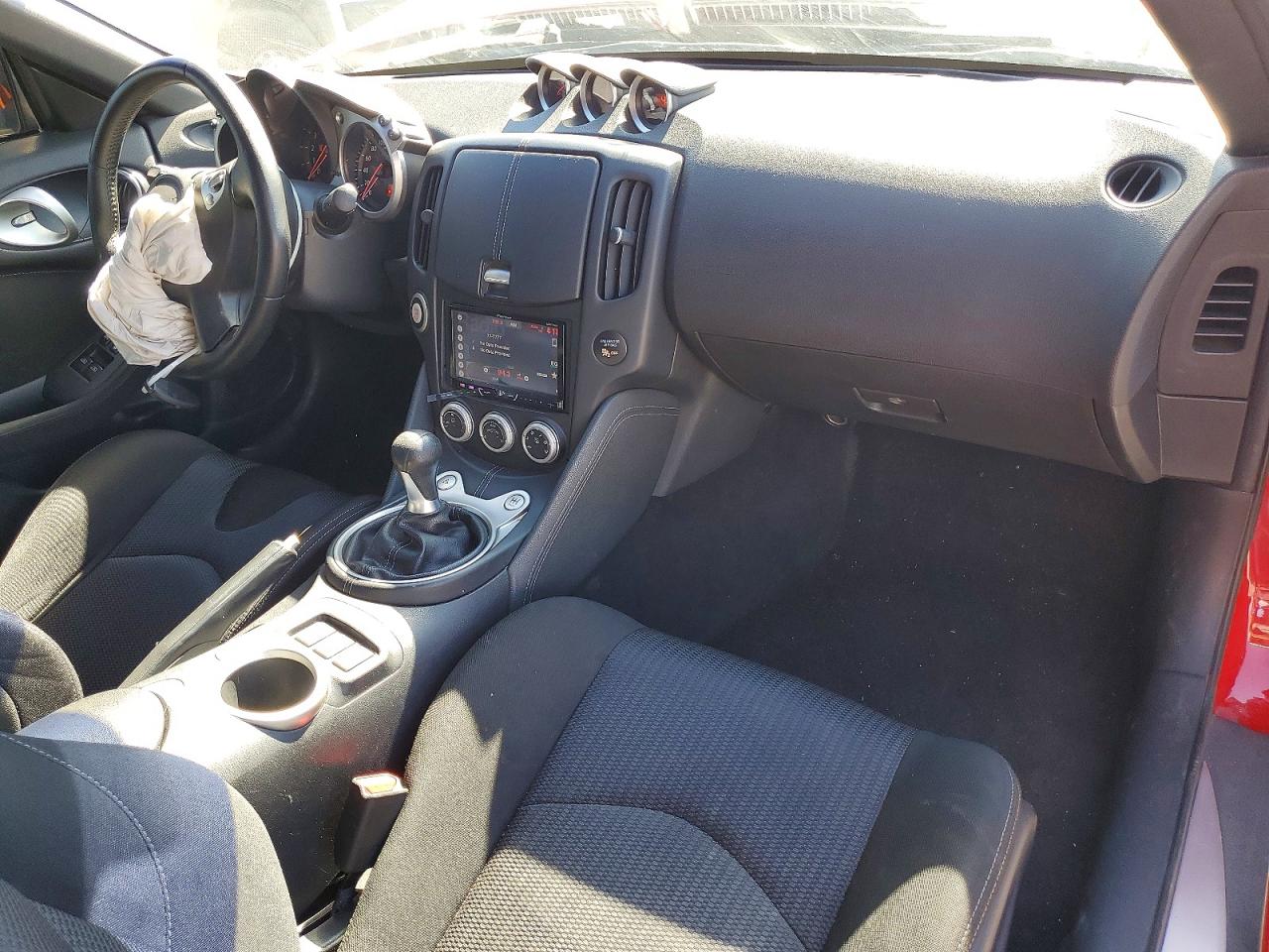 2014 Nissan 370z Base Red vin: JN1AZ4EH2EM635112