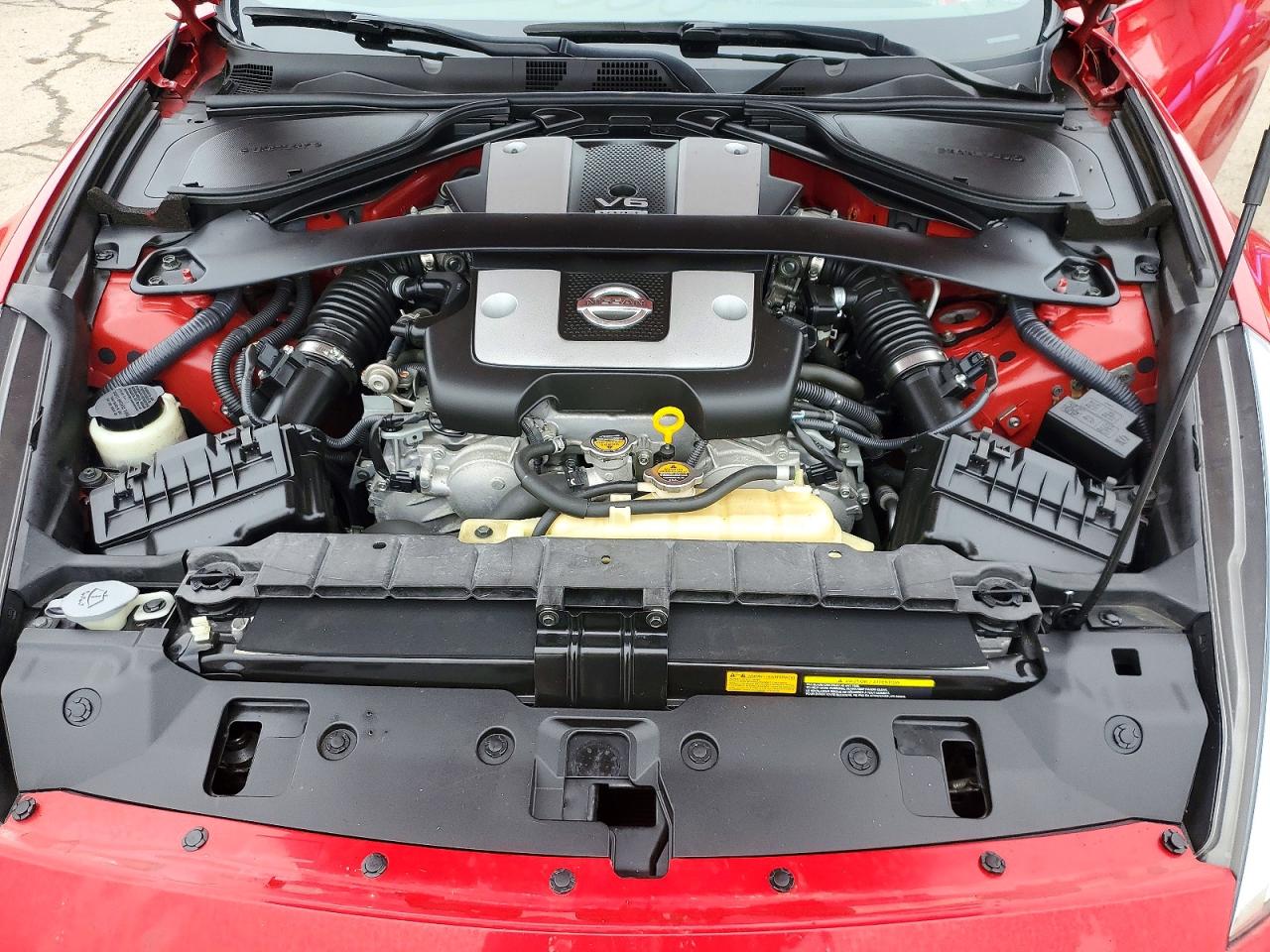 2015 Nissan 370z Sport Red vin: JN1AZ4EH2FM442816