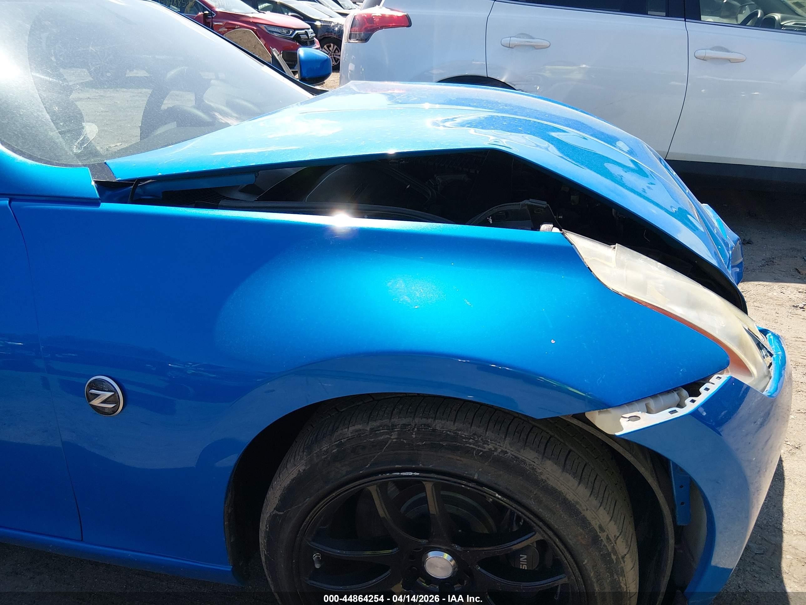 2010 Nissan 370z   Blue vin: JN1AZ4EH3AM504247