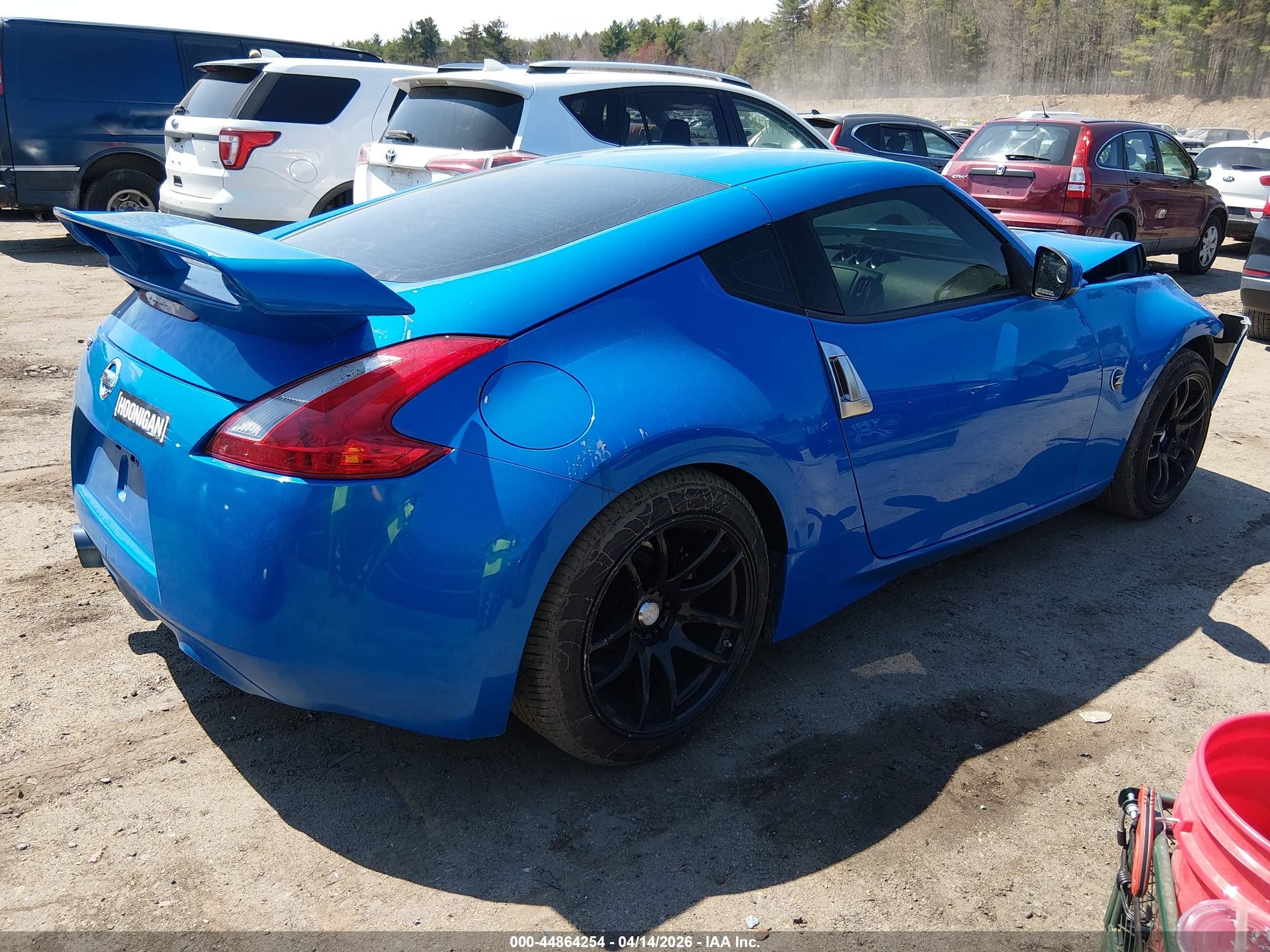 2010 Nissan 370z   Blue vin: JN1AZ4EH3AM504247