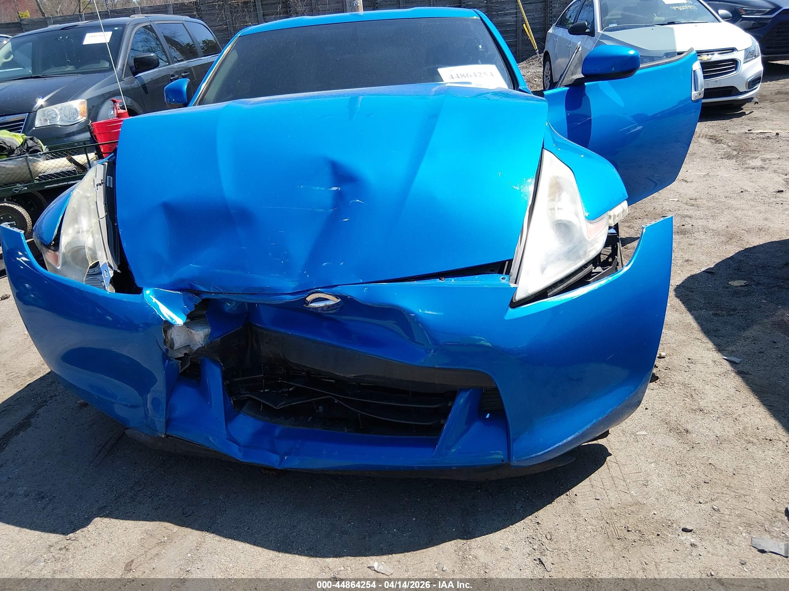 2010 Nissan 370z   Blue vin: JN1AZ4EH3AM504247