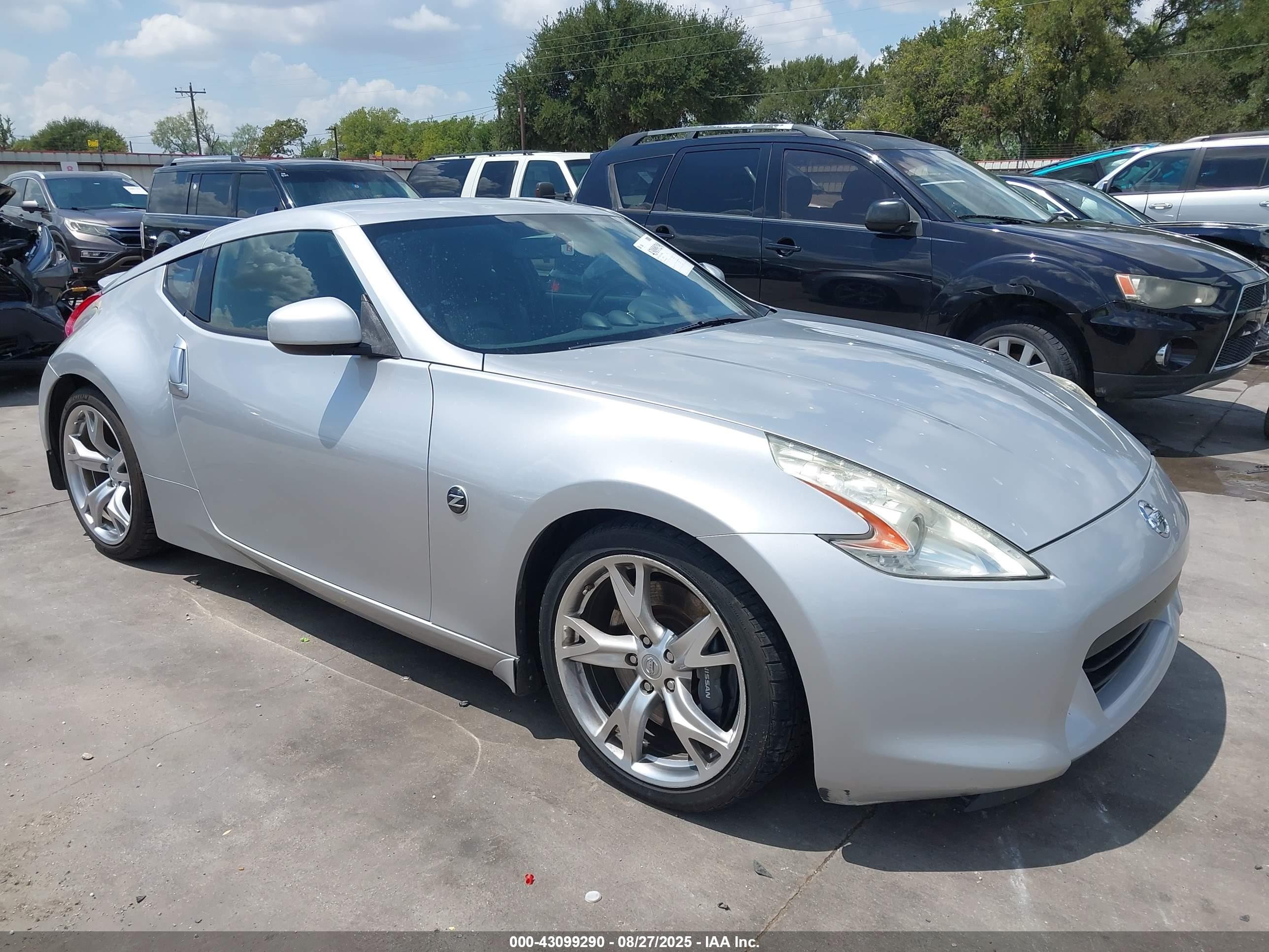 2011 Nissan 370z   Серебряный vin: JN1AZ4EH3BM552901