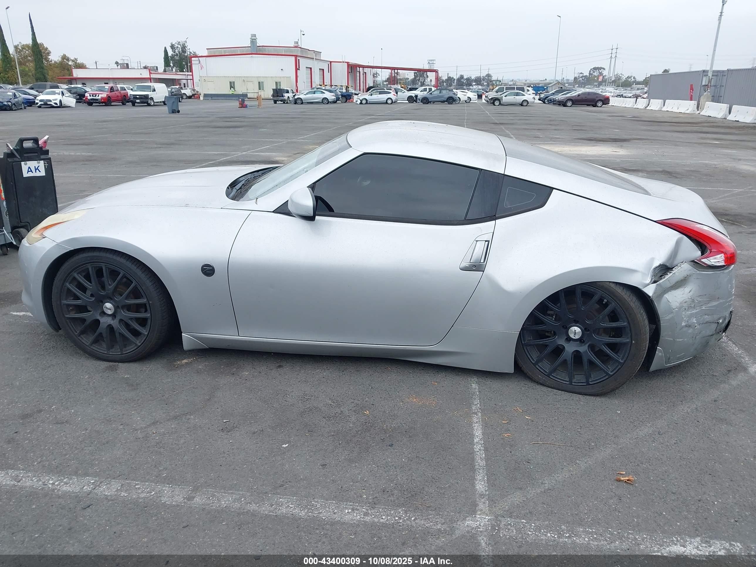 2012 Nissan 370z   Silver vin: JN1AZ4EH3CM562412