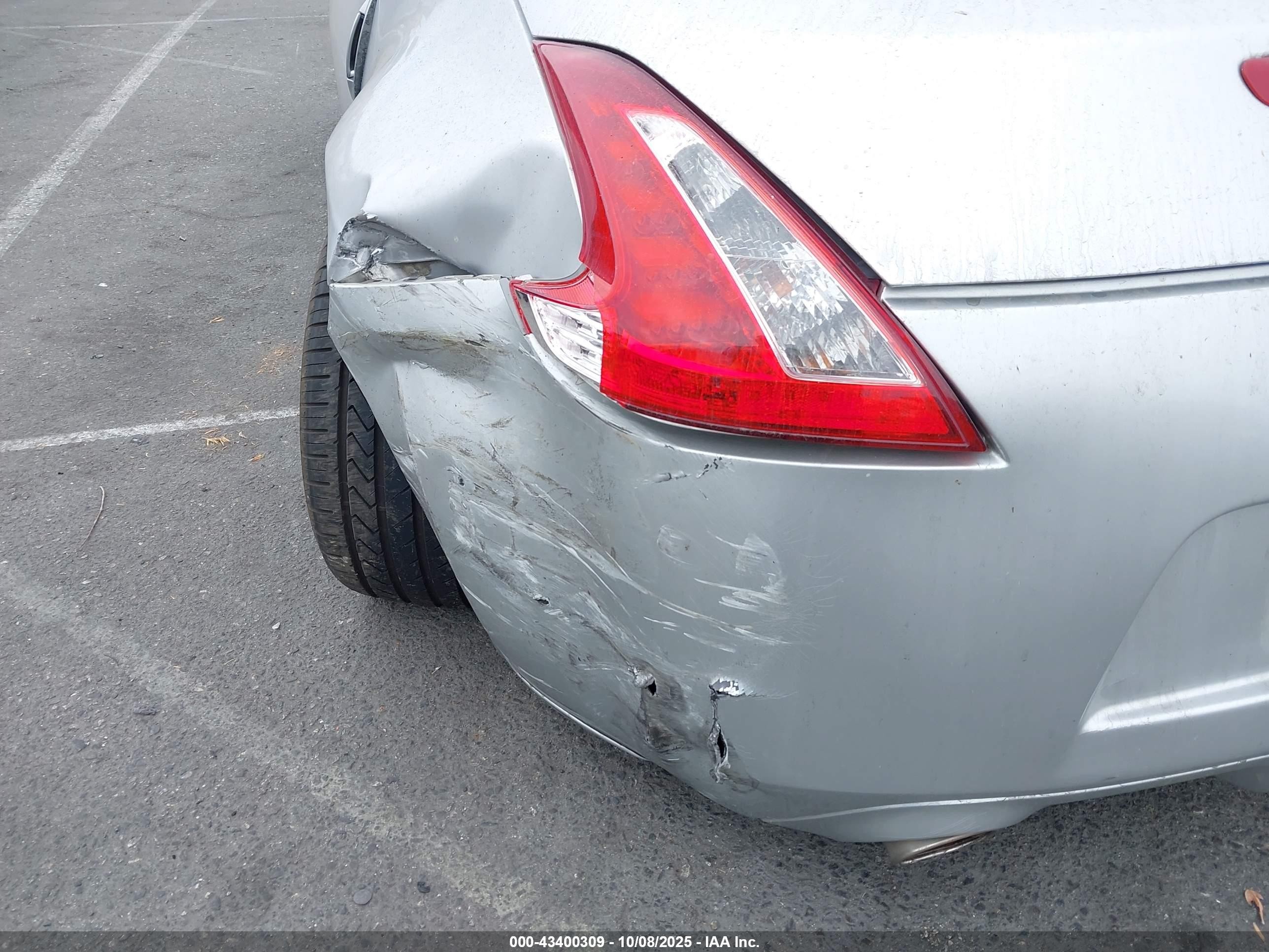2012 Nissan 370z   Silver vin: JN1AZ4EH3CM562412