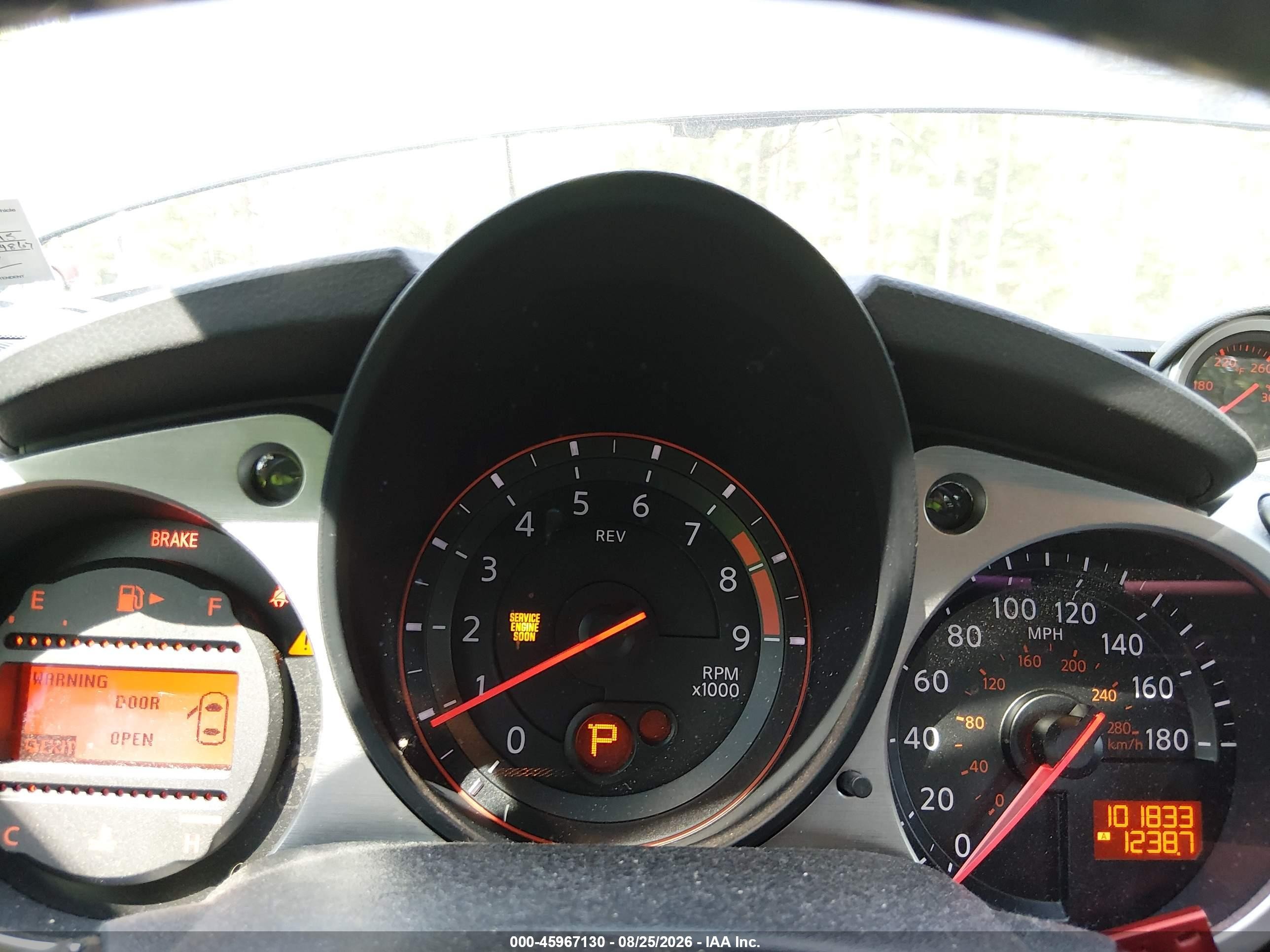 2015 Nissan 370z   Черный vin: JN1AZ4EH3FM440511