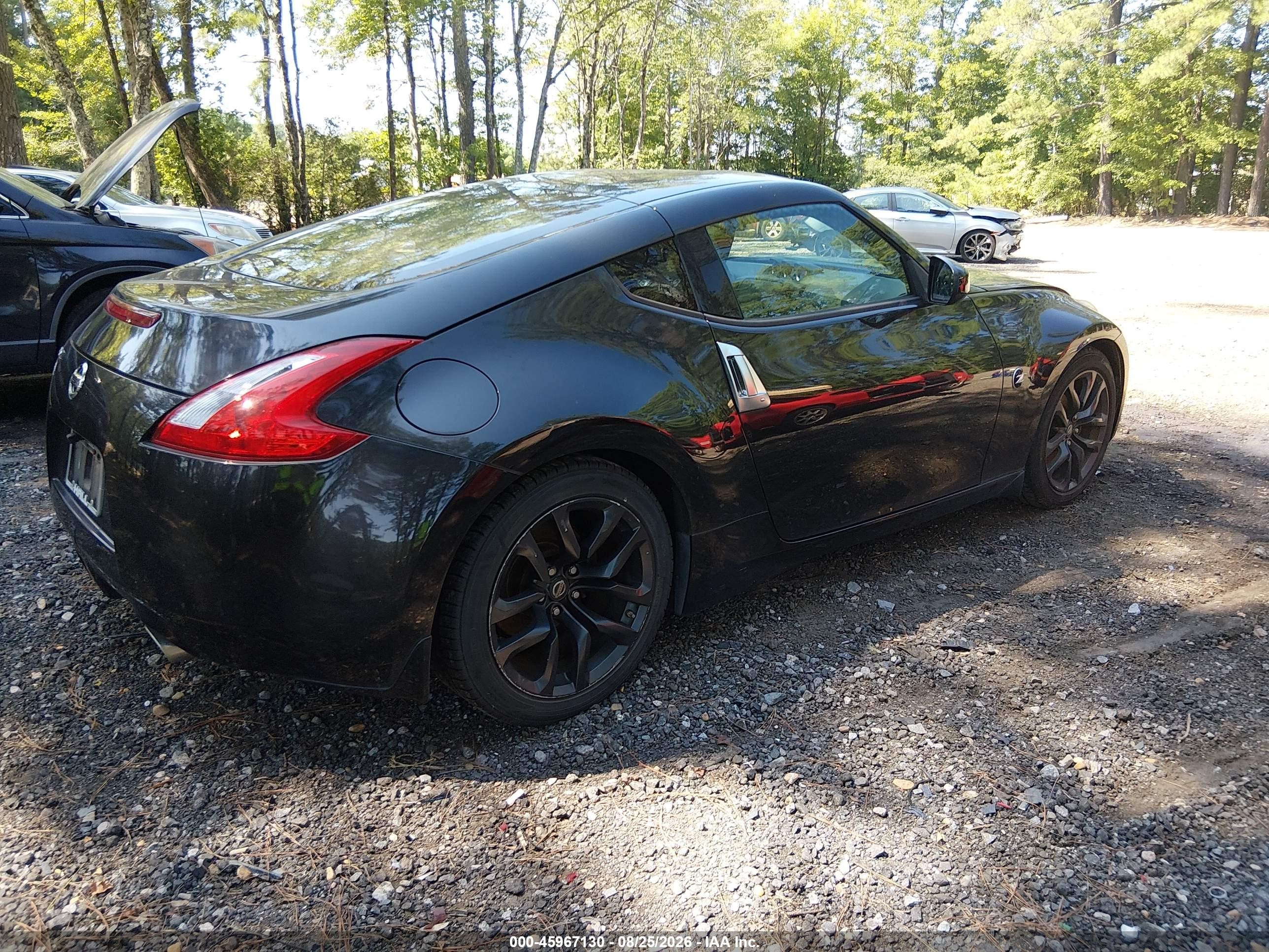 2015 Nissan 370z   Черный vin: JN1AZ4EH3FM440511